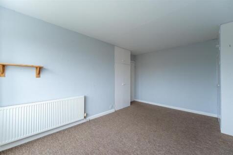 Flat 4 Exeter Court 25 10.jpg