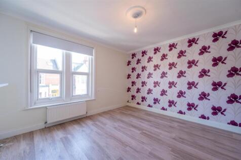 40 Haslemere Road 25 7.jpg