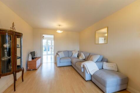 2 Guilliot Place 25 12.jpg