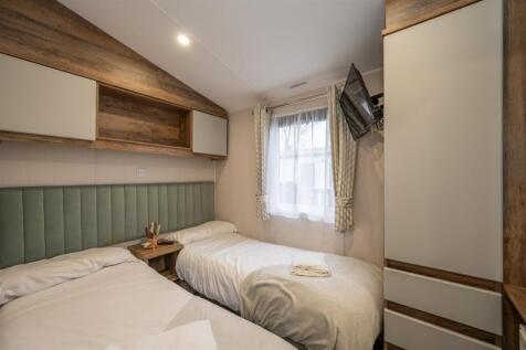 6 CV Mill Rythe Holiday Park 25 8.jpg