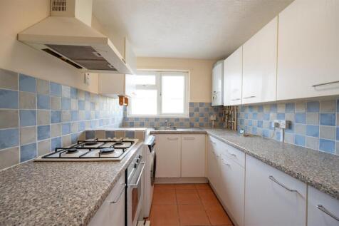 4 Rapley Court 23 11.jpg