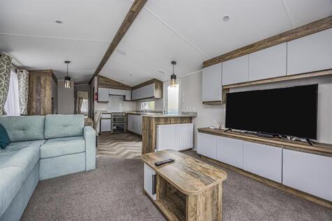 Mill Rythe Holiday Village-PorticoMarketing-Arden&amp;