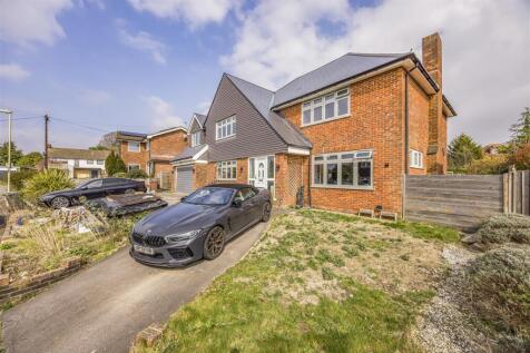 3 The Peak, Rowland&#39;s Castle-PorticoMarketing-Arde