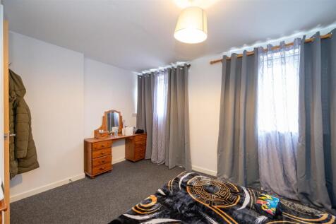Flat 1b 3 Creek Road 24 6.jpg