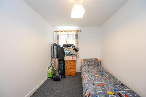 Flat 1b 3 Creek Road 24 8.jpg