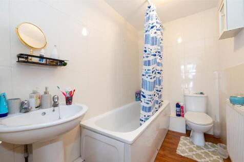 Flat 1b 3 Creek Road 24 1.jpg