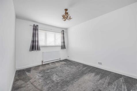 100 Fathoms Reach, Hayling Island-Small-PorticoMar