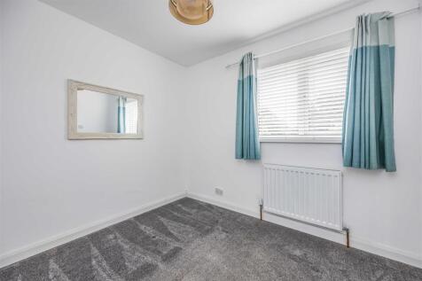 100 Fathoms Reach, Hayling Island-Small-PorticoMar