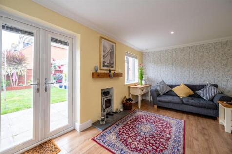 21 Selsmore Avenue 24 14.jpg