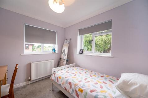 21 Selsmore Avenue 24 7.jpg