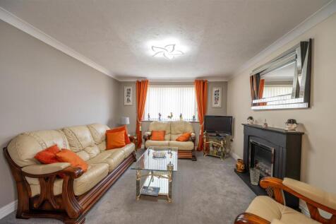 flat 1, 111 Elm Grove 25 13.jpg