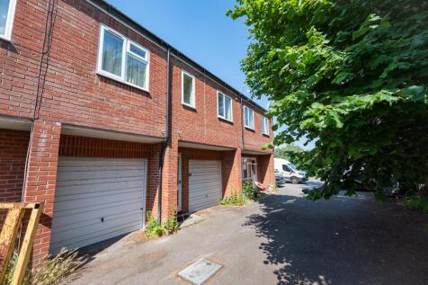 Flat 3 Gable Mews 23 14.jpg