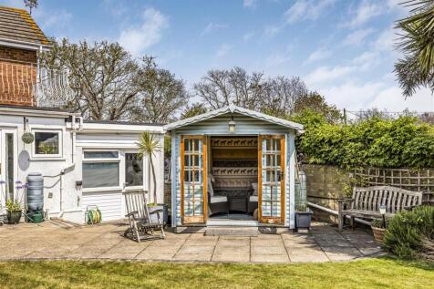 Bay House, Marine Walk, Hayling Island-PorticoMark