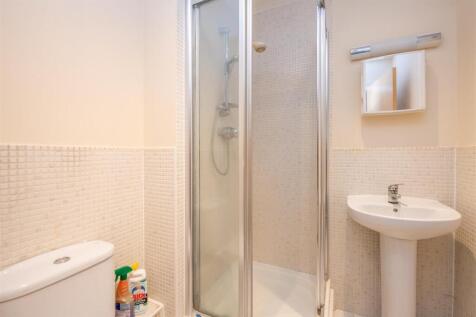 Flat 6 Silver Sands Court-10.jpg
