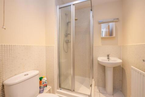 Flat 6 Silver Sands Court-11.jpg