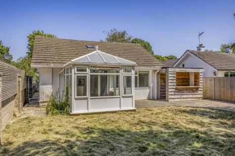 18 Warren Close, Hayling Island-PorticoMarketing-A