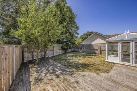 18 Warren Close, Hayling Island-PorticoMarketing-A