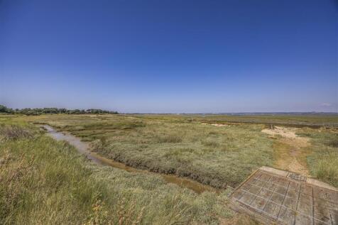 18 Warren Close, Hayling Island-PorticoMarketing-A