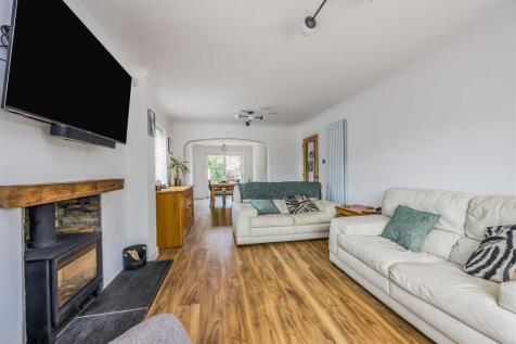 The Everglade, Manor Road, Hayling Island-Small-Po
