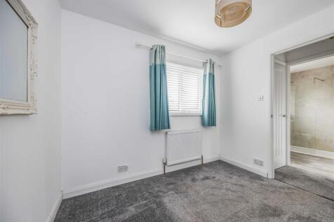 100 Fathoms Reach, Hayling Island-Small-PorticoMar