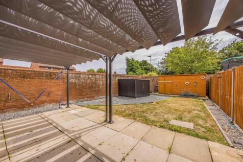 100 Fathoms Reach, Hayling Island-Small-PorticoMar