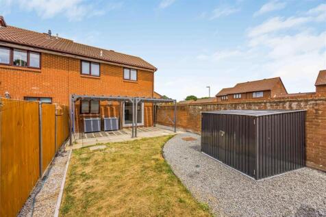100 Fathoms Reach, Hayling Island-Small-PorticoMar