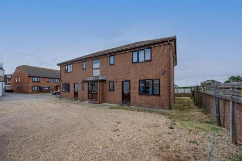 -Flat 2, 27a Creek Road 1.jpg