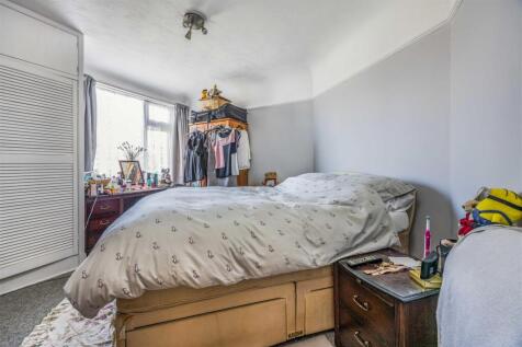 269 Highbury Grove, Cosham-Small-PorticoMarketing-