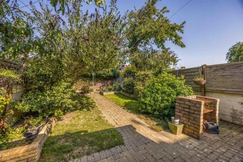 269 Highbury Grove, Cosham-Small-PorticoMarketing-