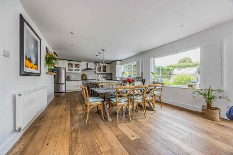 7 Hollow Lane, Hayling Island-Small-PorticoMarketi