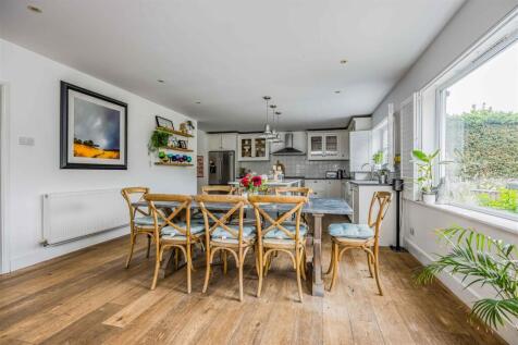 7 Hollow Lane, Hayling Island-Small-PorticoMarketi