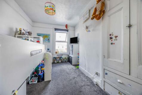 40 Ophir Road, Portsmouth-Small-PorticoMarketing-A