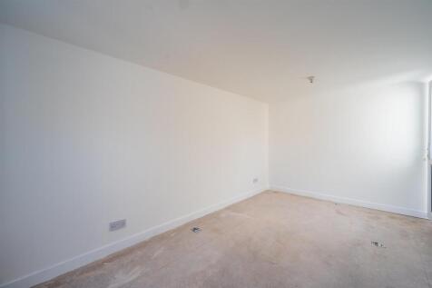 1aEastokeAvenue2211.jpg