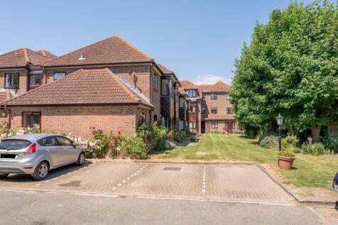 Flat 14 Maple Court 23 15.jpg