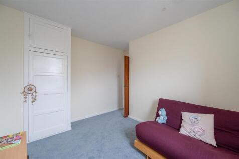 22 Ilex Walk 25 18.jpg