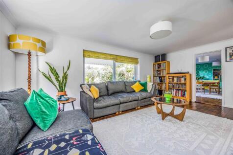 57 St Thomas Avenue, Hayling Island-Small-PorticoM