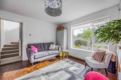 57 St Thomas Avenue, Hayling Island-Small-PorticoM