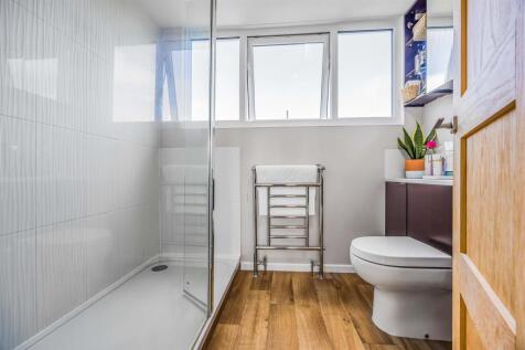57 St Thomas Avenue, Hayling Island-Small-PorticoM