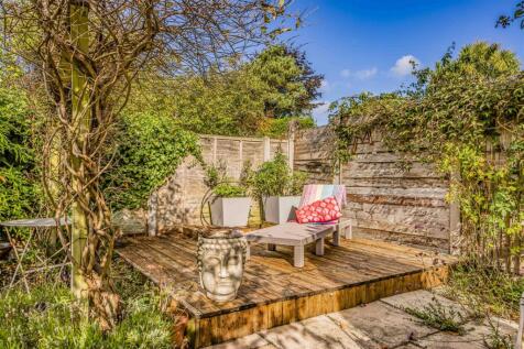 57 St Thomas Avenue, Hayling Island-Small-PorticoM