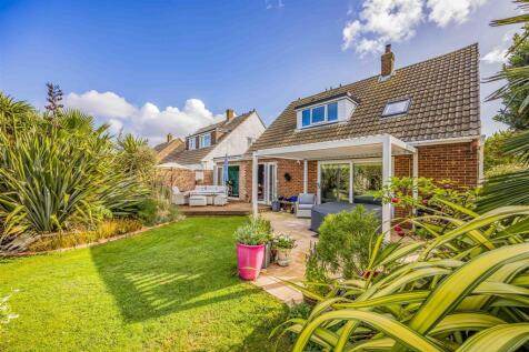 57 St Thomas Avenue, Hayling Island-Small-PorticoM