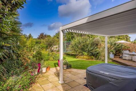 57 St Thomas Avenue, Hayling Island-Small-PorticoM