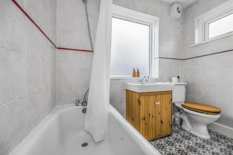 63 Oxford Road, Southsea-PorticoMarketing-Arden&amp;Wa