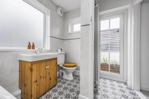 63 Oxford Road, Southsea-PorticoMarketing-Arden&amp;Wa