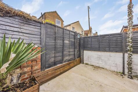 63 Oxford Road, Southsea-PorticoMarketing-Arden&amp;Wa