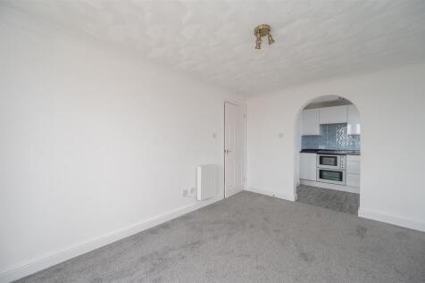 7 Pebble Court 23 15.jpg