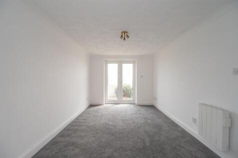 7 Pebble Court 23 12.jpg