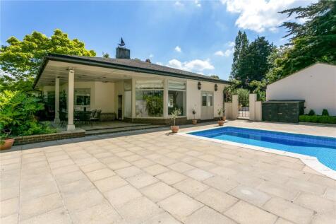 Pool House