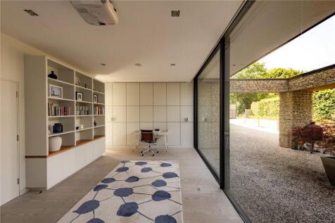Bedroom/Study