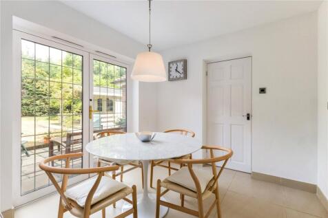 Breakfast Room