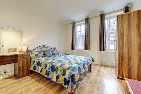 Bedroom (Ensuite)